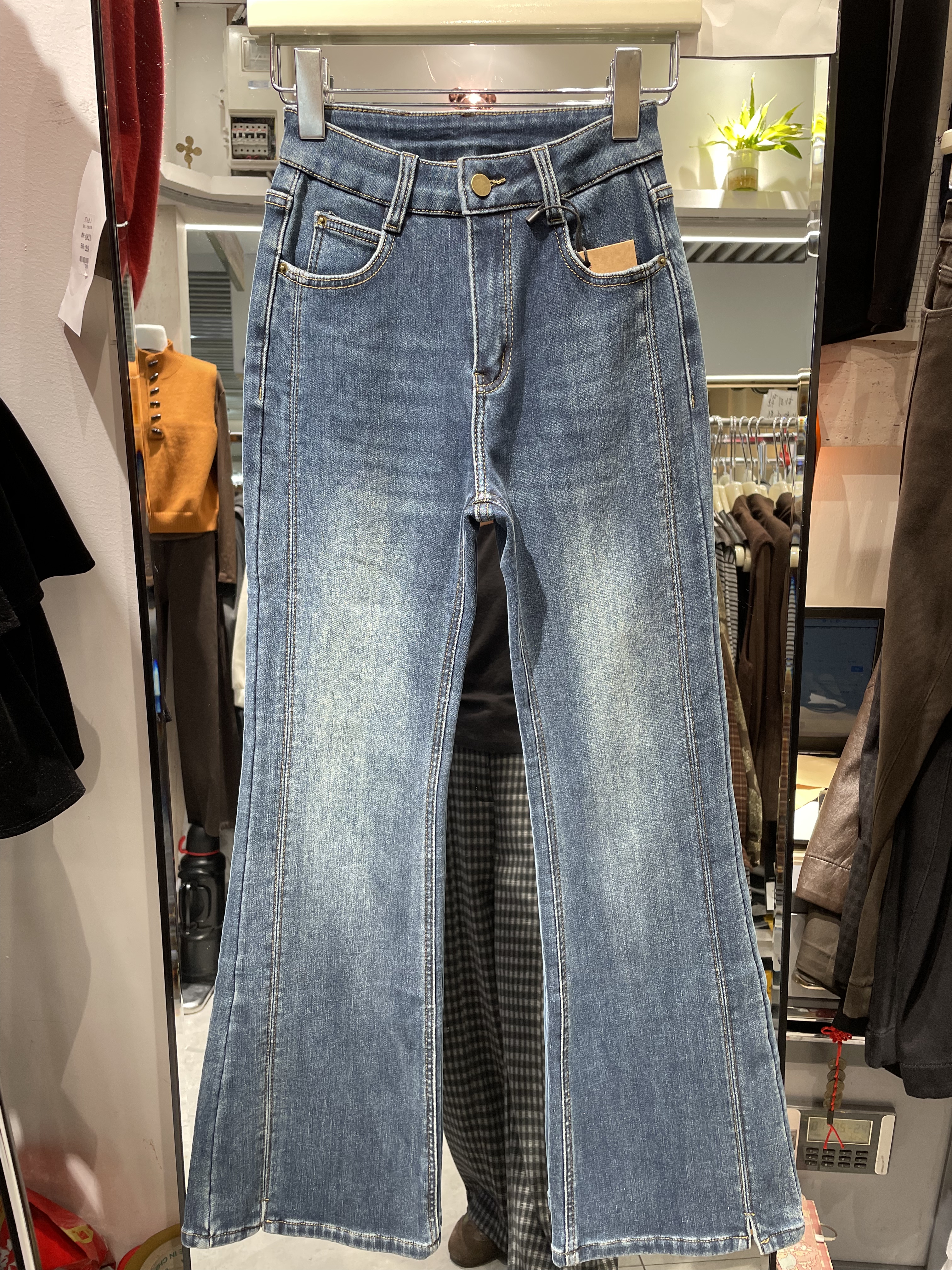 竹子家608冬加绒加厚高腰显瘦修身牛仔百搭微喇裤脚开叉牛仔女裤