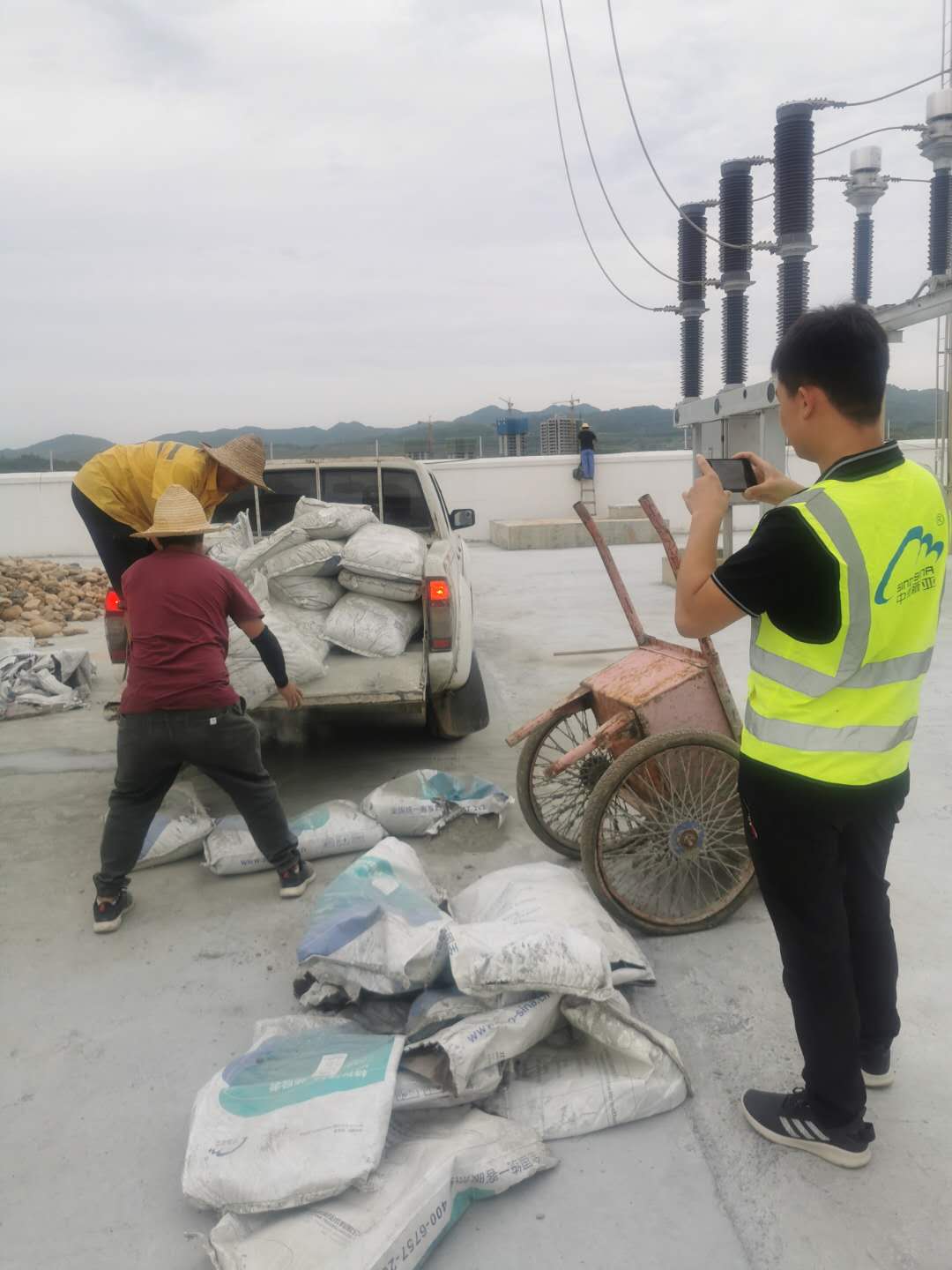 TGRM特种注浆料高铁轨道板空鼓速凝防水型水泥软基下沉加固抢险