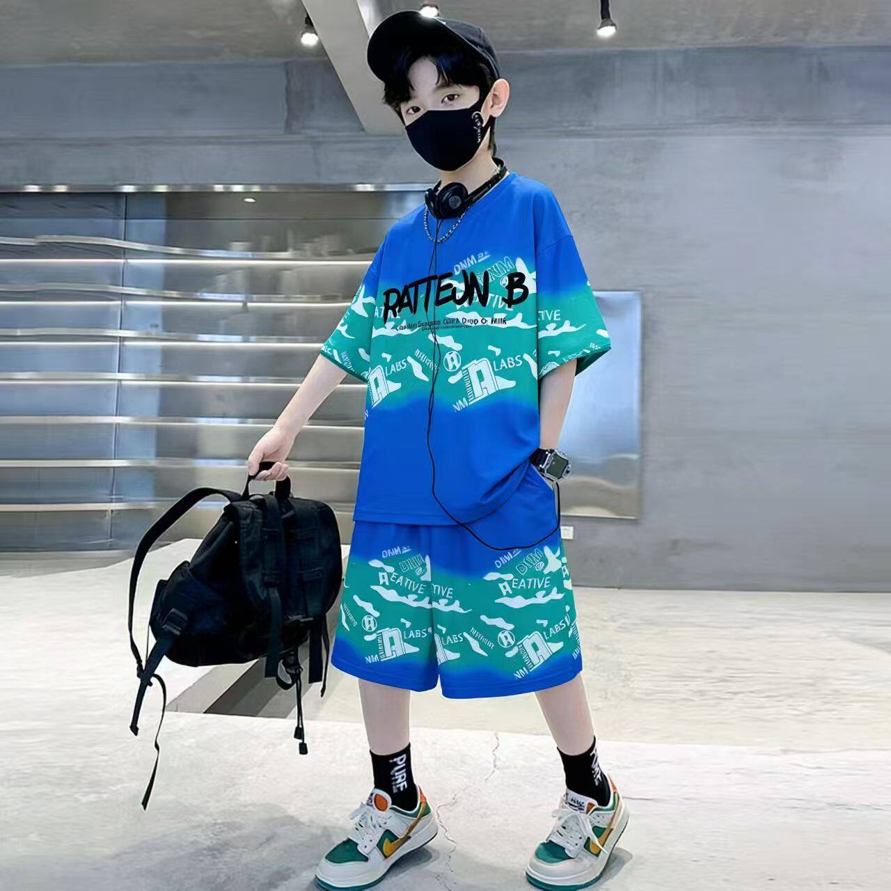 男童凉感冰丝夏季运动套装男孩时髦衣服速干透气儿童短袖短裤套装