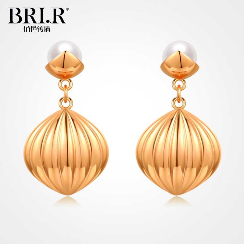 佰色传情淡水珍珠耳饰两色可选