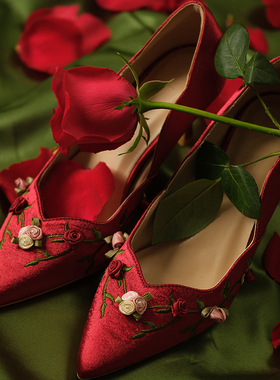 【椿】Scarlet/原创复古玫瑰花朵刺绣尖头细跟高跟鞋红婚鞋旗袍鞋