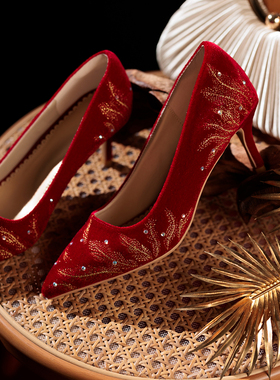 【椿】凤 羽/羽毛刺绣细跟高跟鞋中式新娘红色婚鞋秀禾旗袍敬酒服