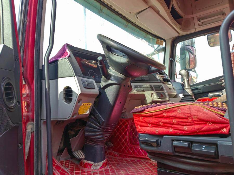 4月2日白银市车牌号为甘AA8883型号为欧曼牌BJ4259SNFKB-XJ重型半挂牵引车一辆网络拍卖公告