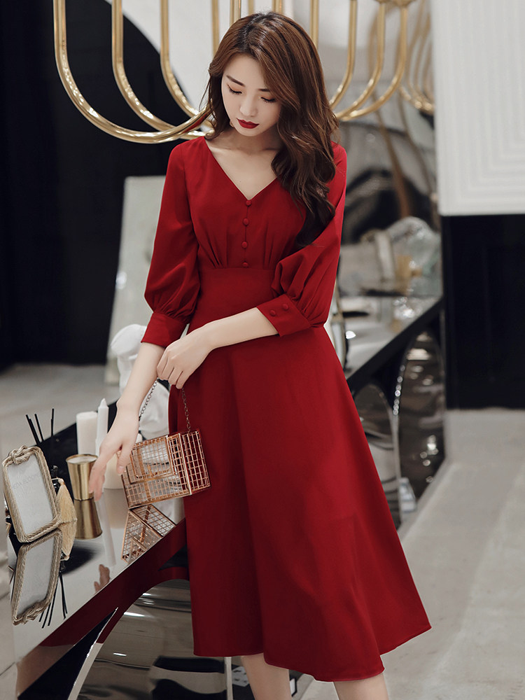 Large size bridal toast dress Pregnant woman belly cover red back door small dress Fat mm female engagement dress can usually be worn thin