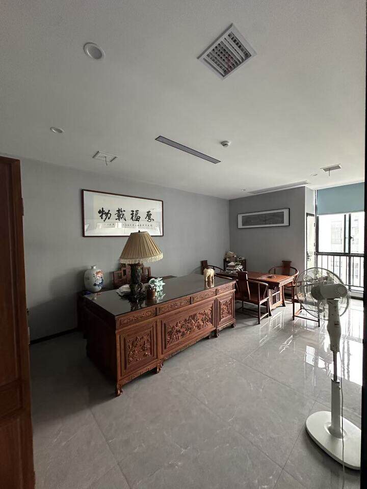 3月15日赣州经济技术开发区华坚北路西侧、凤凰路南侧恒科产业园二期26#标准厂房10层5#标准厂房网络拍卖公告