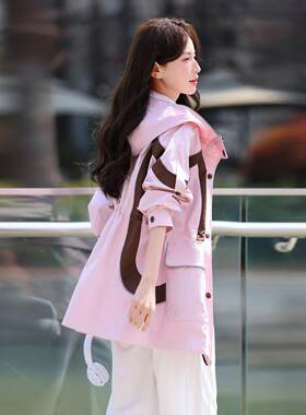 春季新款色连帽ZXIN2106风衣女中计长粉撞色拼接设感收腰外套夹克