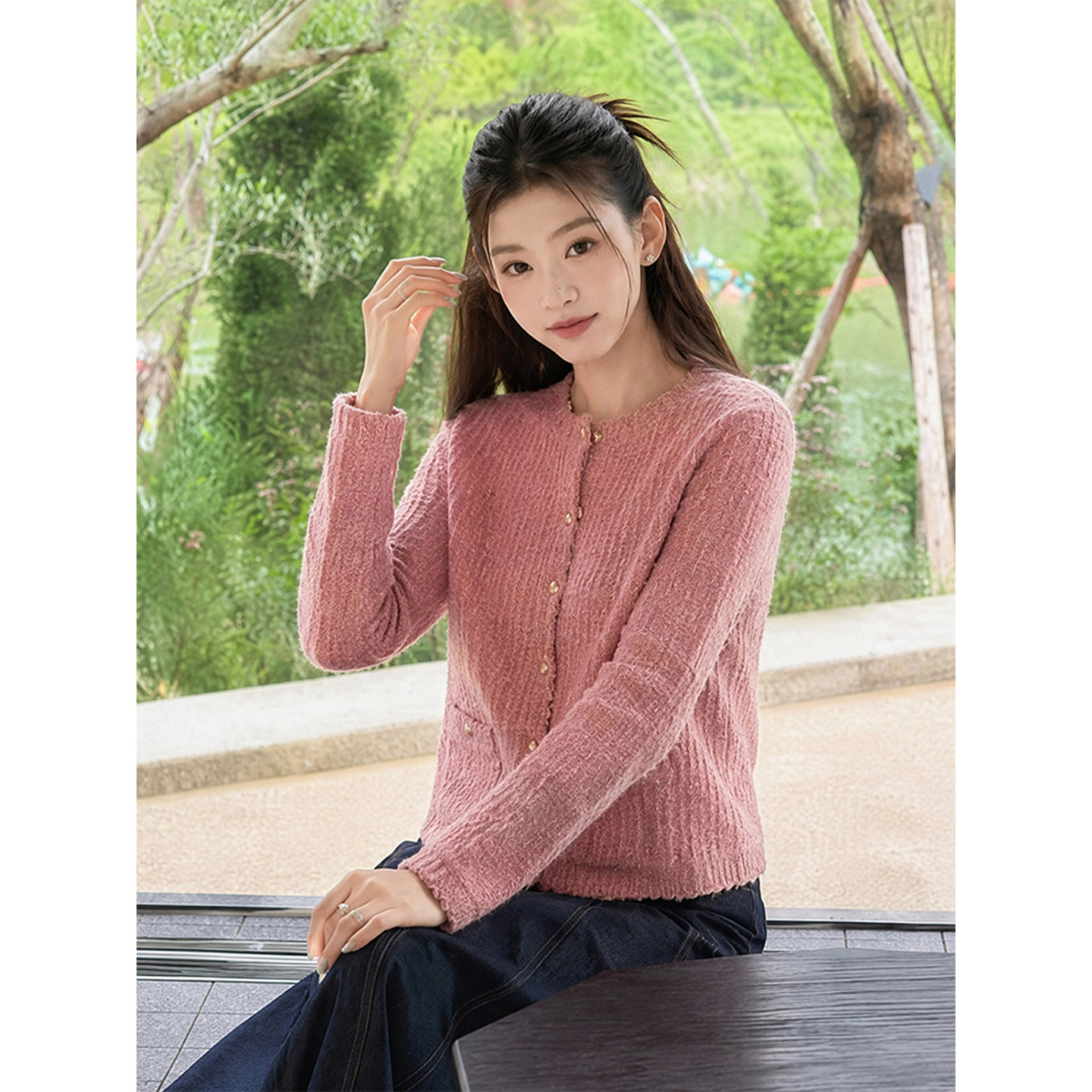 K2 ONLINESTORE 法式轻熟风玫瑰粉色圆领针织开衫女气质显瘦外套