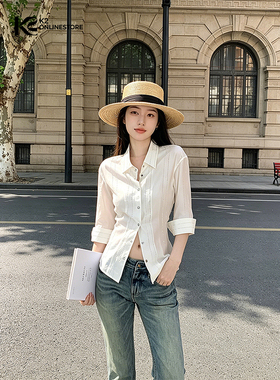K2 ONLINESTORE 老钱风印花单排扣翻领衬衫女装白色薄款修身上衣