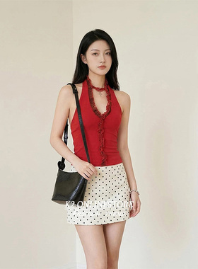 K2 ONLINESTORE 纯欲红色蕾丝拼接v领挂脖女夏季辣妹修身露背上衣