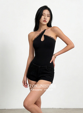 K2 ONLINESTORE 美式辣妹镂空不规则领露肩连体衣女黑色修身上衣