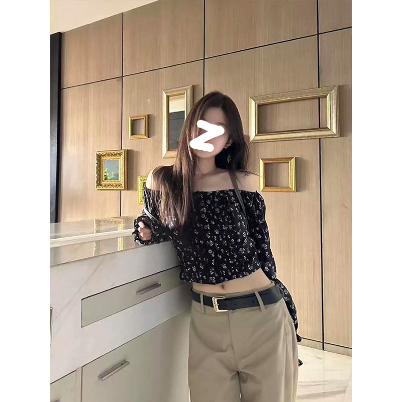 K2 ONLINESTORE 韩系碎花一字领露肩长袖小衫女气质修身短款上衣