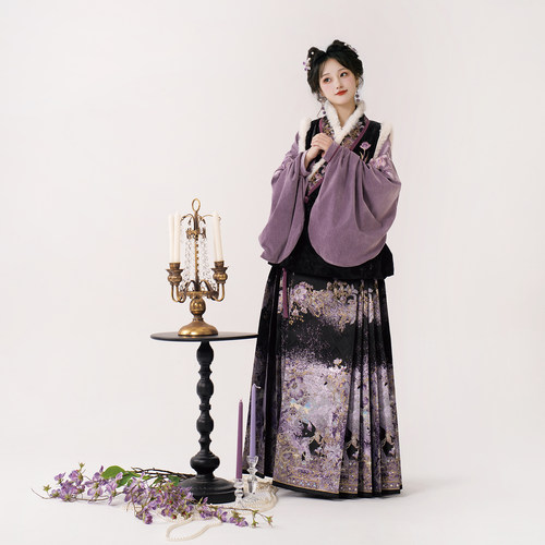 芷蘅间 小魔女 紫色秋冬厚款汉元素妆花马面汉服新款日常通勤百搭
