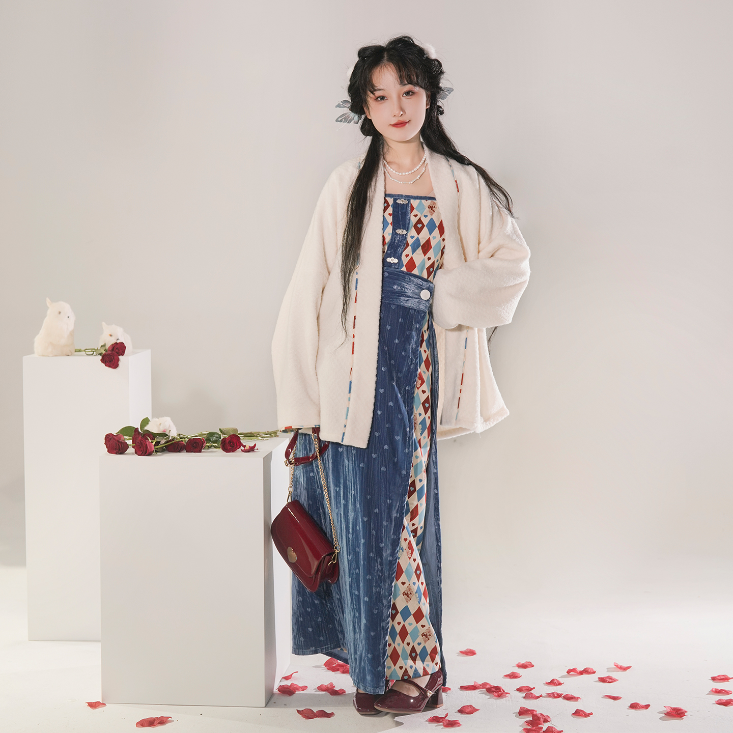 芷蘅间 孤独星球 原创国风汉服女改良旋裙飞机袖秋季女通勤汉元素