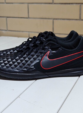 42 耐克AT6110-060男子LEGEND 8 CLUB运动训练足球鞋