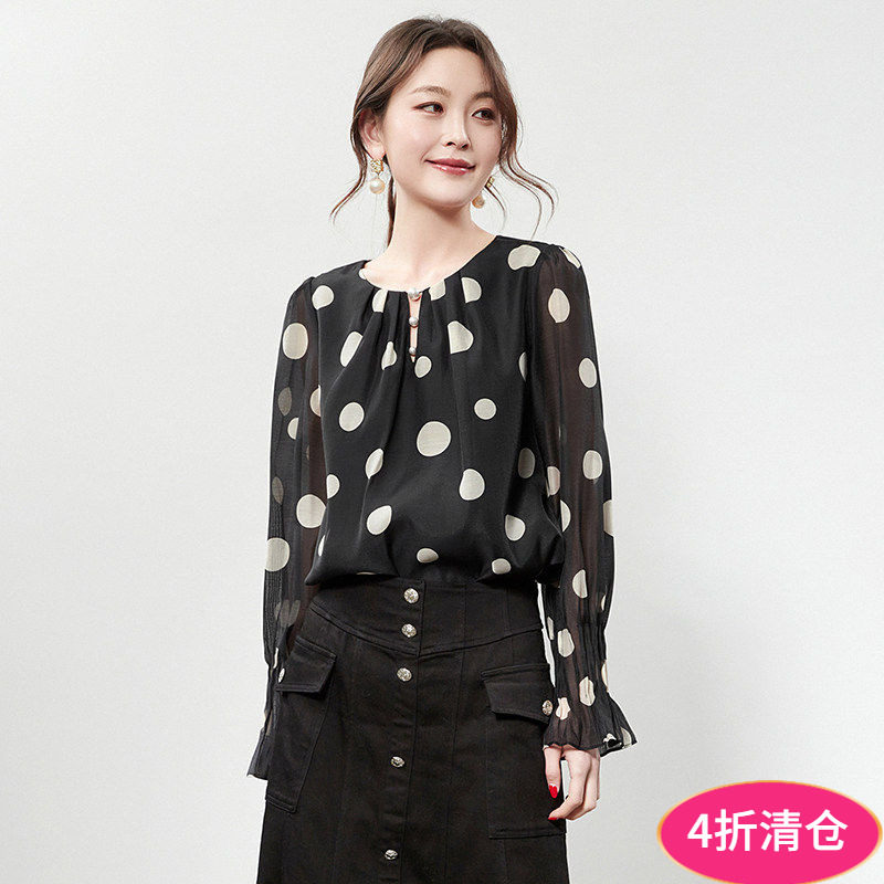 一粒扣宽松波点衬衫女