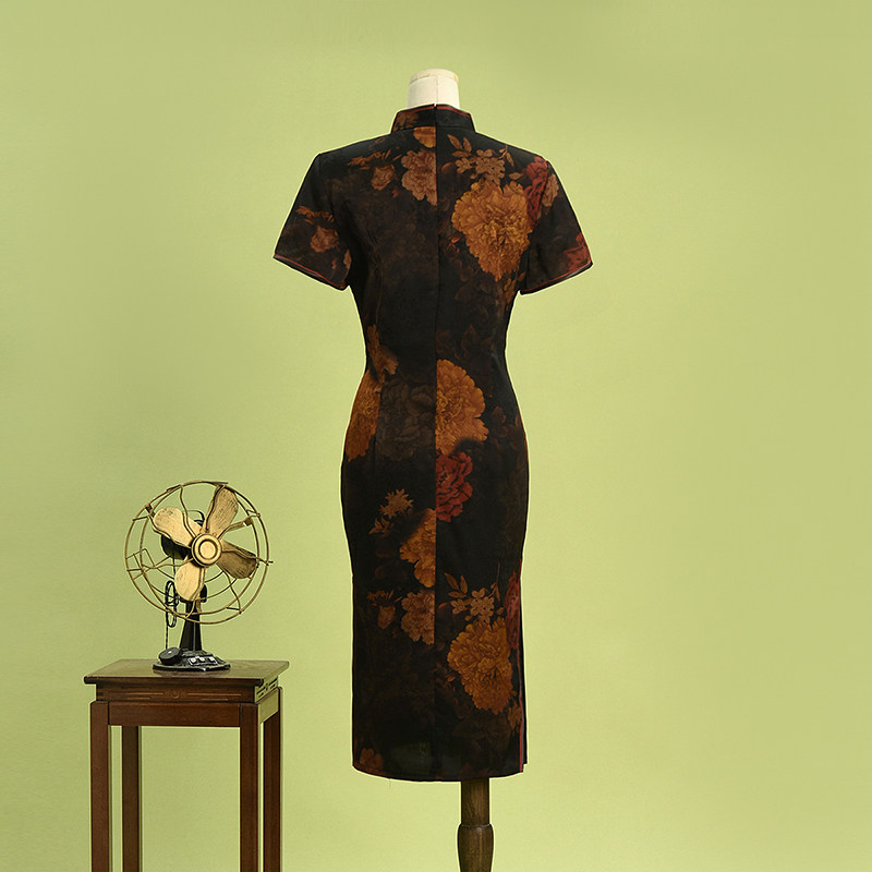 아울렛 카운터  QP 여름 옷 2024 새로운 복고풍 우아한 슬림 엉덩이 엉덩이 새로운 중국 치파오