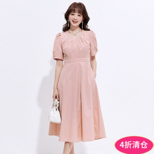 甜美风五分袖中长连衣裙