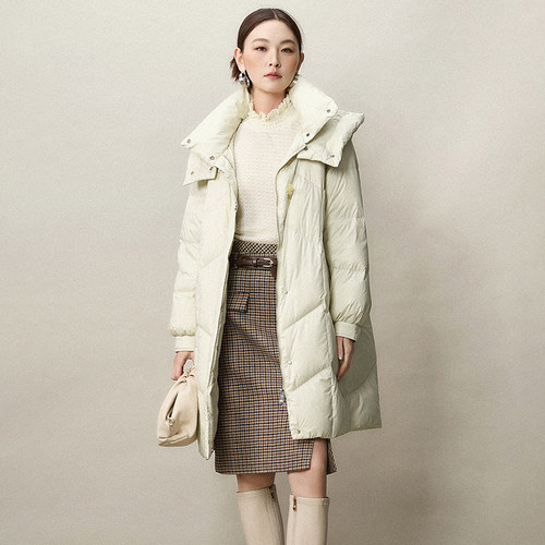 气质感连帽保暖长款羽绒服