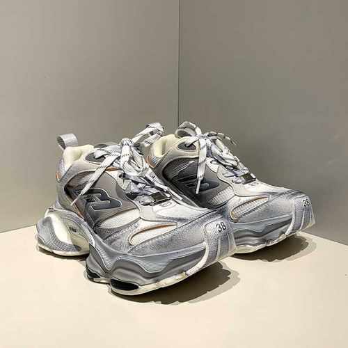 走秀同款刘昊然做旧百搭运动鞋