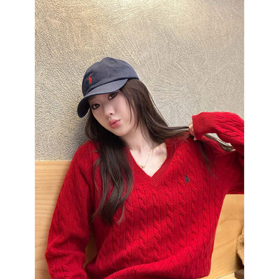 美式复古红色新年v领毛衣