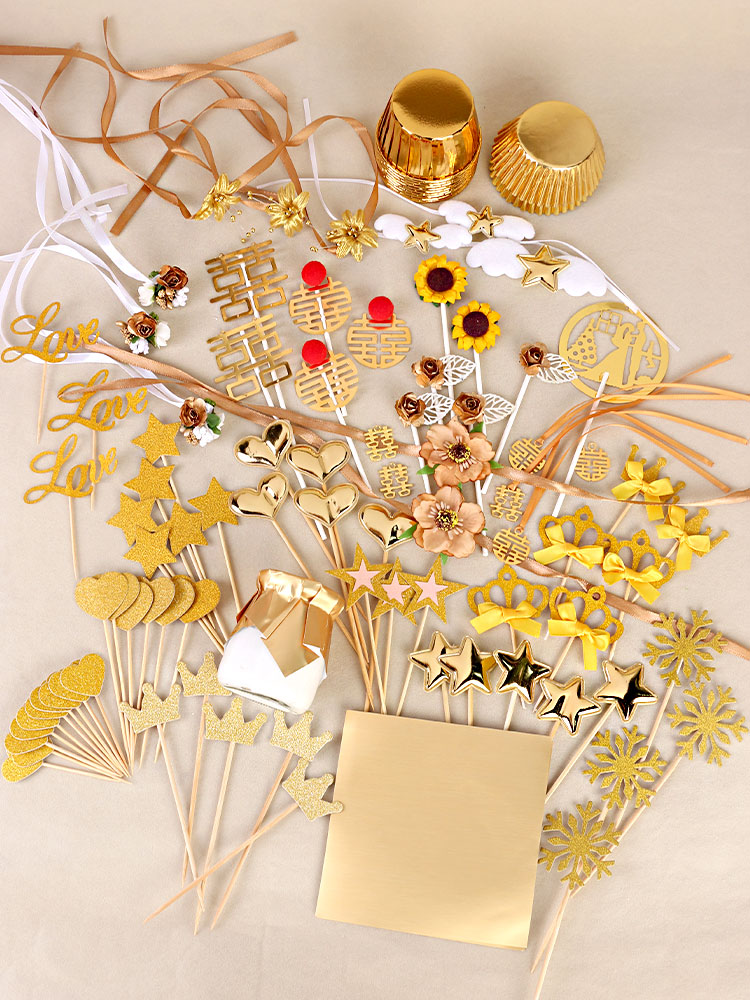 金色甜品台装饰香槟色婚礼订婚宴