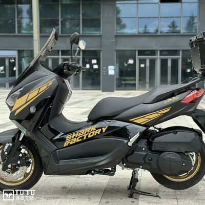 林海LMAX150车身线条装饰防水贴