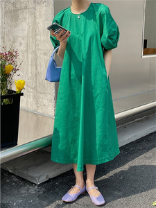 方领气质短袖纯色连衣裙女2026夏季初恋法式泡泡袖茶歇A字长裙子