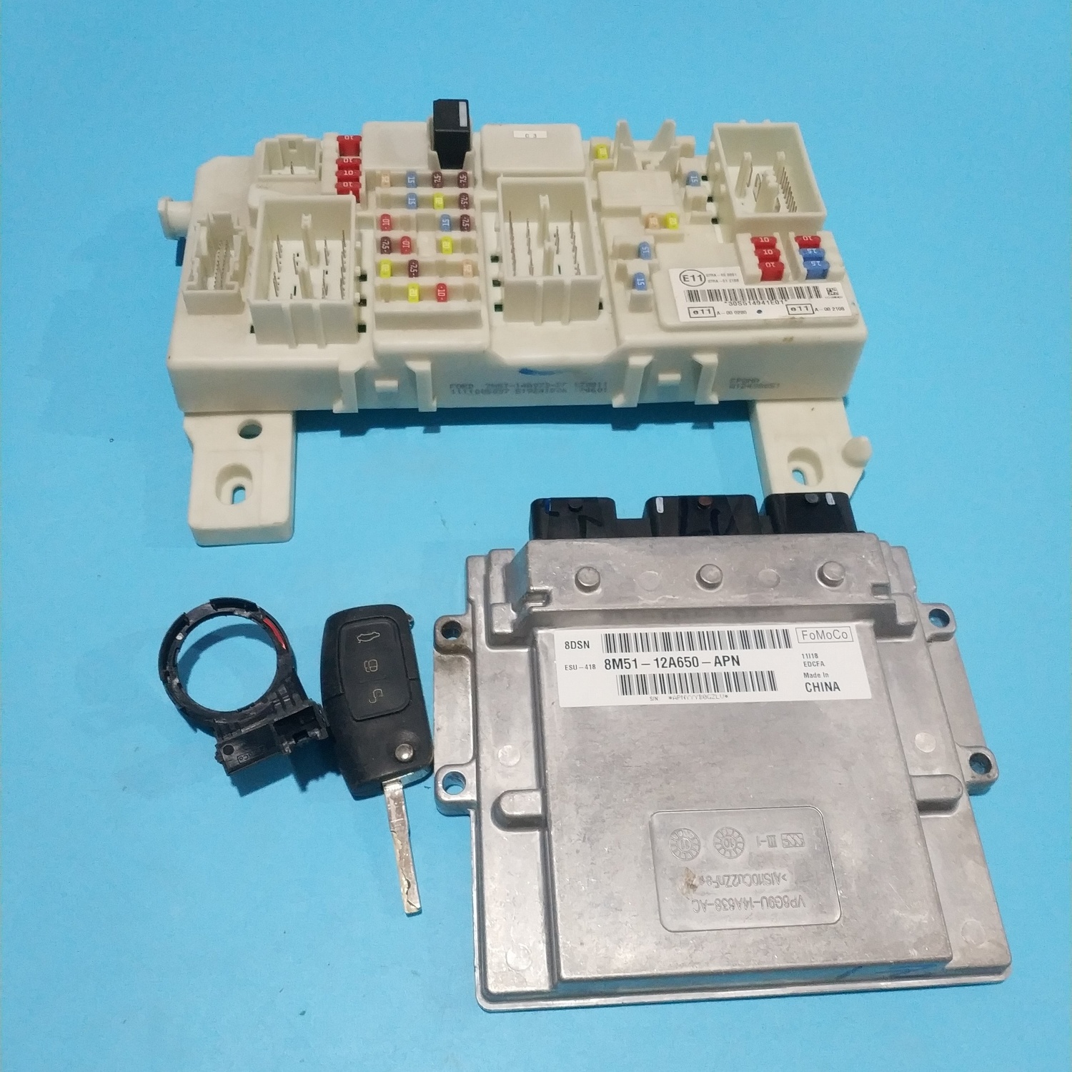 适用福克斯车身模块发动机电脑板8M51-12A650-APN 6E5T-15607-CA