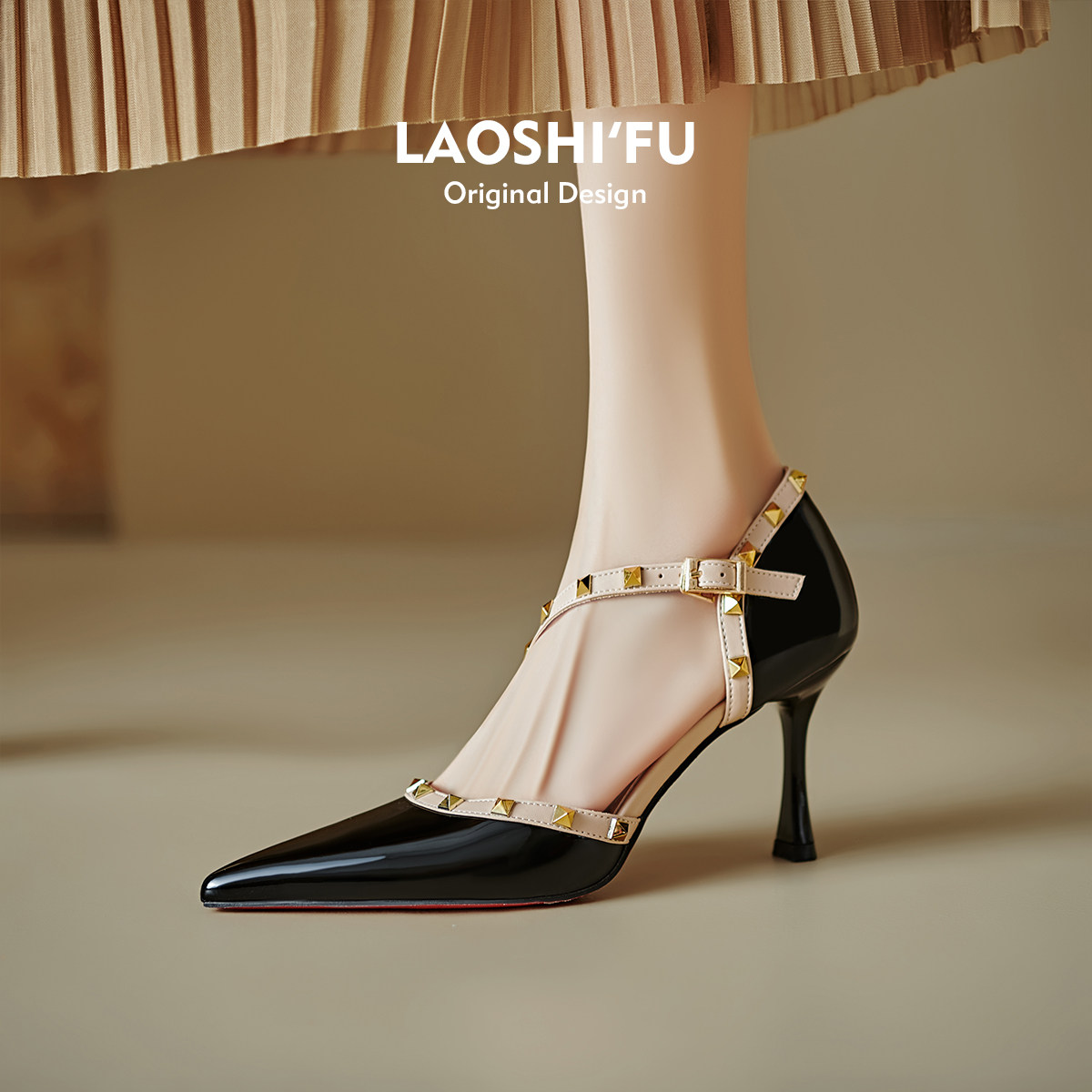 羊皮版！法式尖头铆钉高跟鞋女夏新款气质性感一字带细跟包头凉鞋