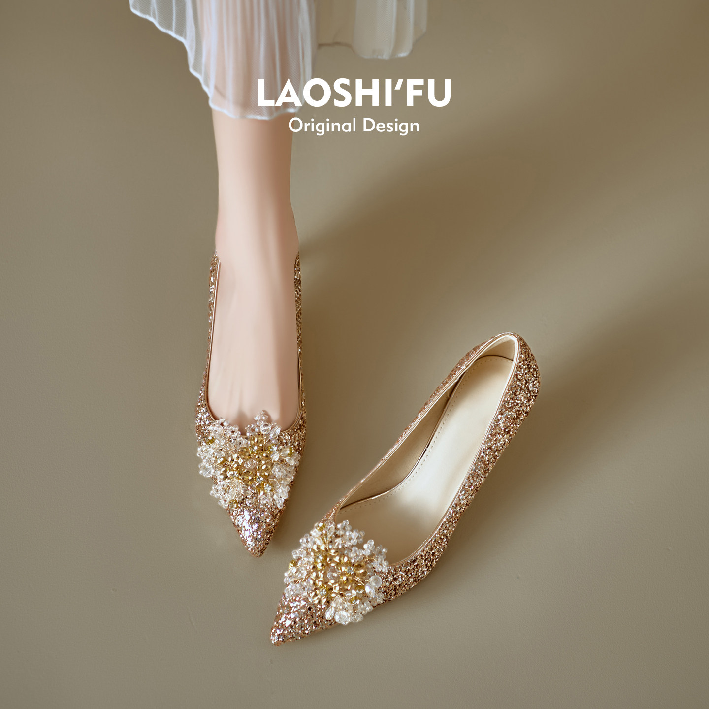 羊皮版~尖头水钻方扣高跟单鞋女2026新款新中式不累脚伴娘鞋婚鞋