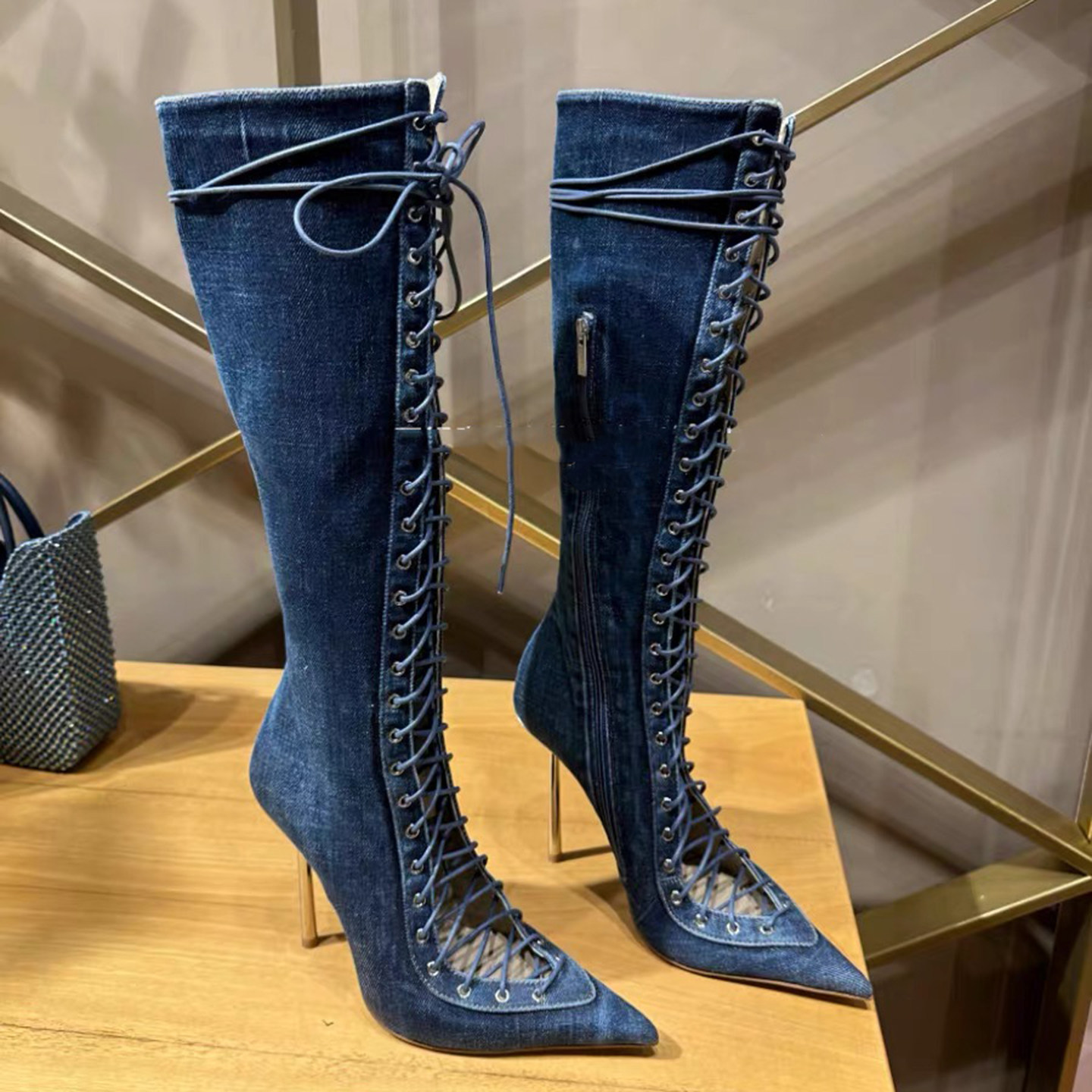 米西家牛仔蓝色系带机车高筒靴高跟鞋2025新款尖头绑带欧美弹力靴