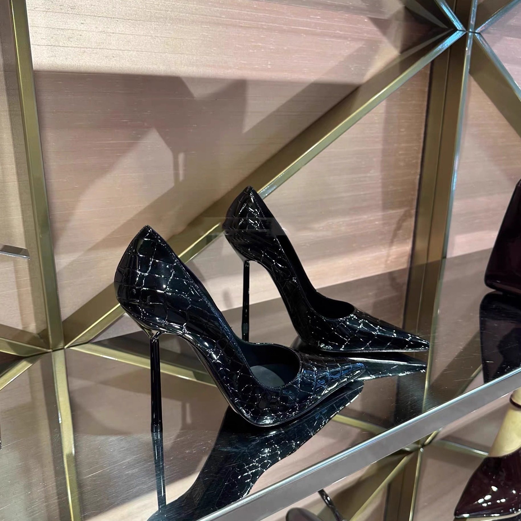 米西家黑色鳄鱼纹尖头细跟高跟鞋10公分2025秋冬新款欧美性感单鞋