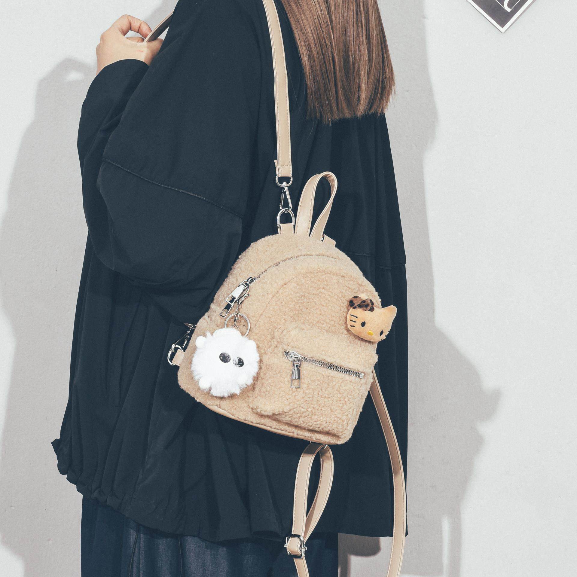 Daben Widod高级感可爱毛绒迷你双肩包女时尚小众百搭通勤小背包