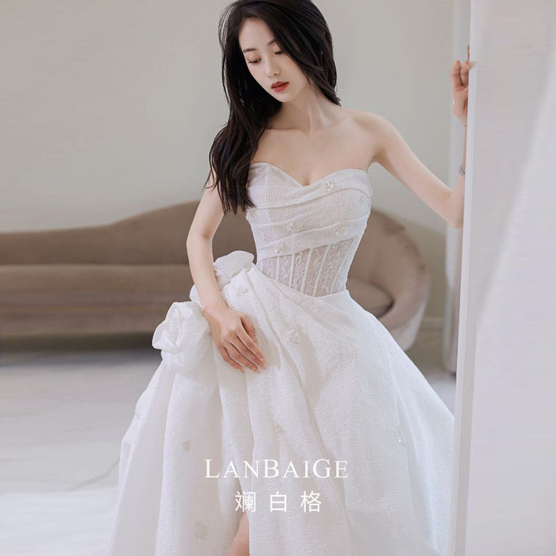 斓白格2024春季新款新娘结婚奶油色主婚纱公主抹胸花朵蕾丝拖尾女