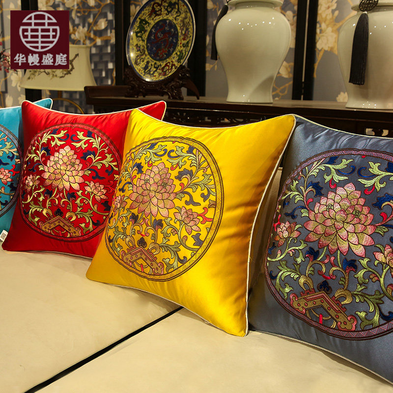 新中式抱枕刺绣花古典沙发靠背床头靠包古典大号靠枕腰枕含芯靠垫在类目 居家布艺, 靠垫/抱枕中 - 来自Buy2taobao.com提供专业的淘宝代购服务