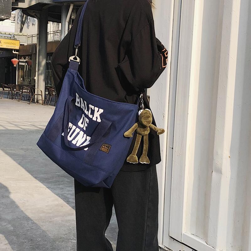 原创字母印花单肩韩版休闲包