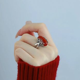 新款镂空花纹戒指女款轻奢小众高级感复古简约镂空雕花戒指配饰品