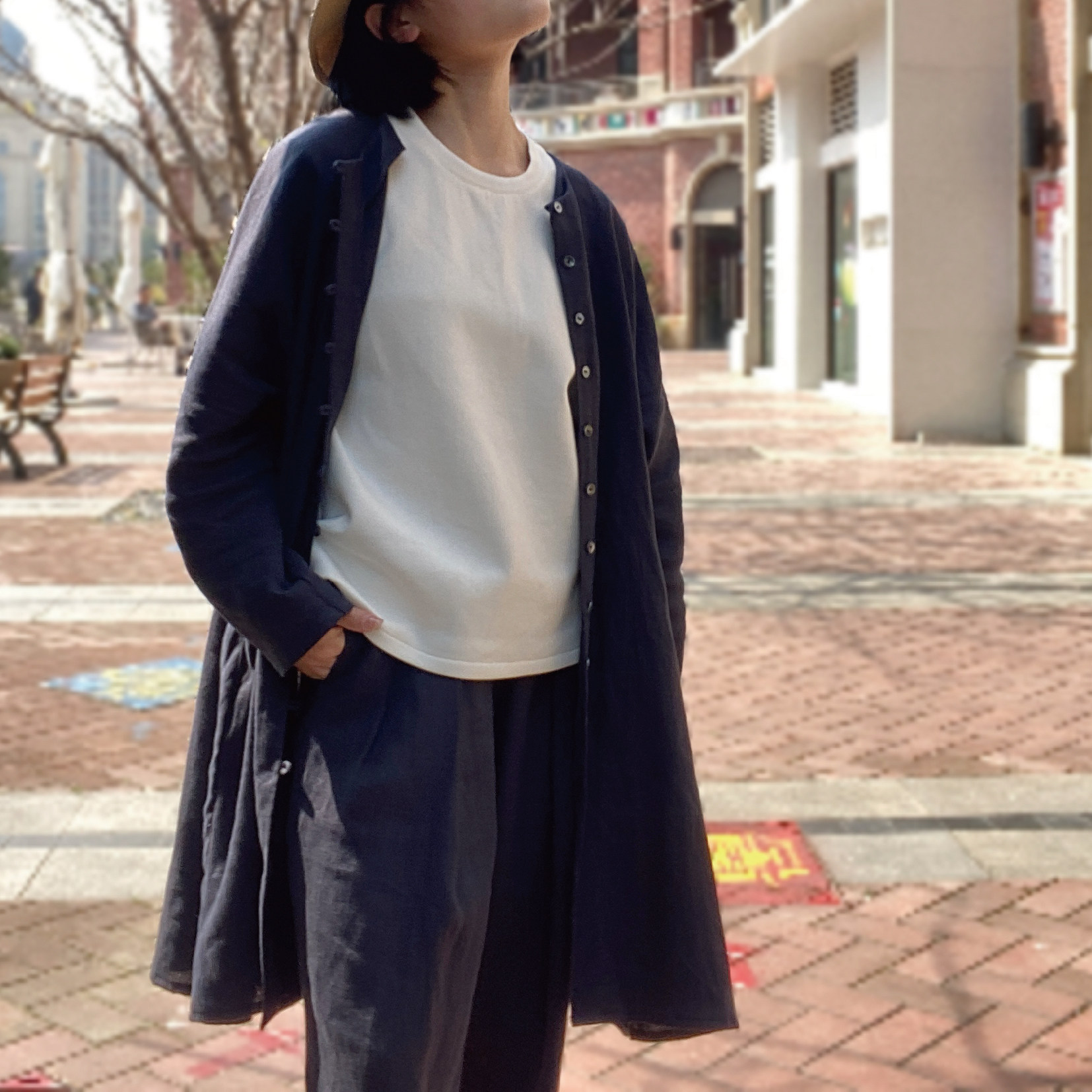 绣觉开衫女士春夏款圆领单排贝壳扣中长款薄外套亚麻娃娃衫上衣