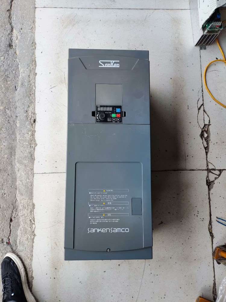 三肯VM06变频器45KW/55KWVM06-0550-N