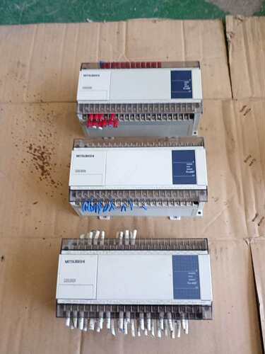 三菱PLCFX1N-60MT-001拆机功能正常包好