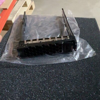 中兴ZXCLOUD R5300 G4X 2.5 硬盘(议价）