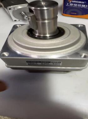 拆机SHIMPO  VRKF-S9D-400减速机。(询价）