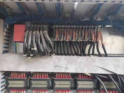 三菱Q系列plc整组出售Q61P一个.Q02HCPU一个.Q