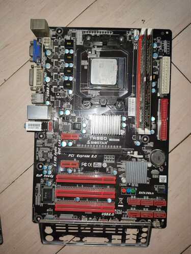 拆机推土机FX8320八核+映泰TA960主板另