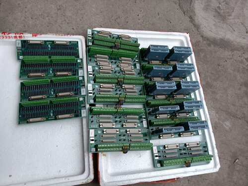 浙大中控TB351-IU12个,TB372-U4个,全