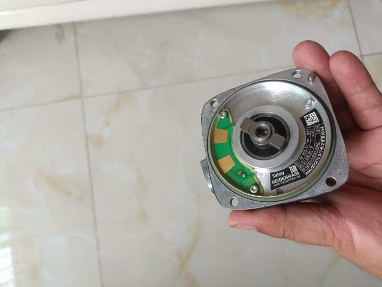 西门子电机编码器6FX2001-5JE20-2QA0.和6F