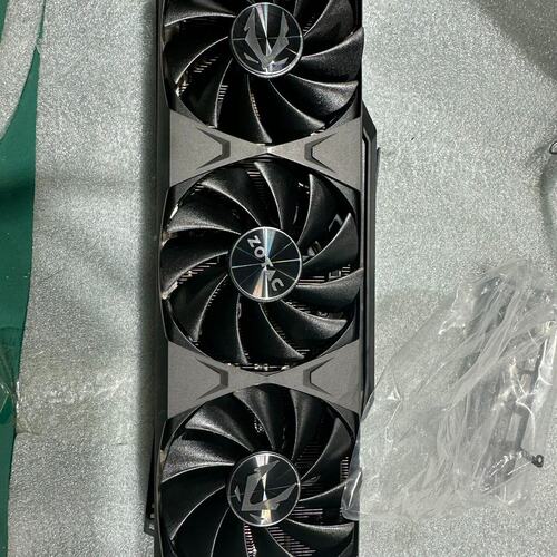索泰GeForce RTX 3090 Trinity 霹雳版(议价）