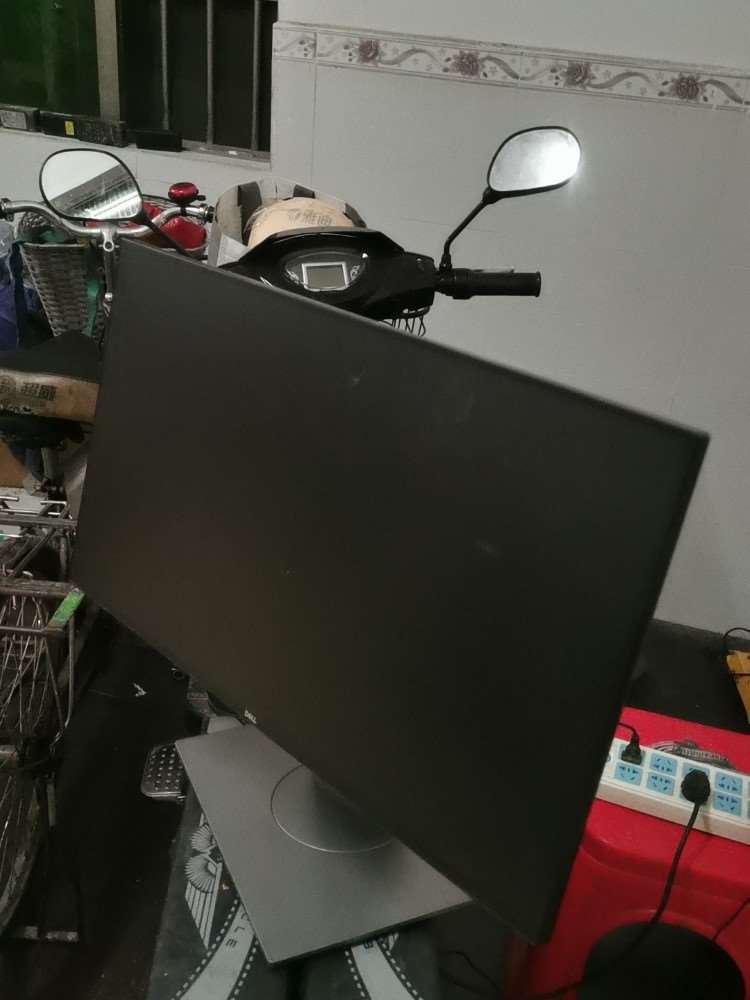 戴尔u2417H专业作图24显示器问题屏有线实物拍摄