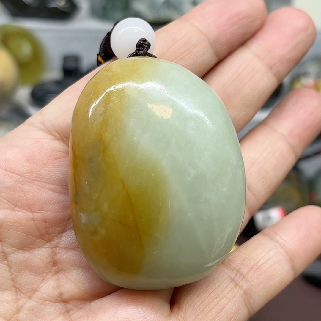 花玉福豆手把件