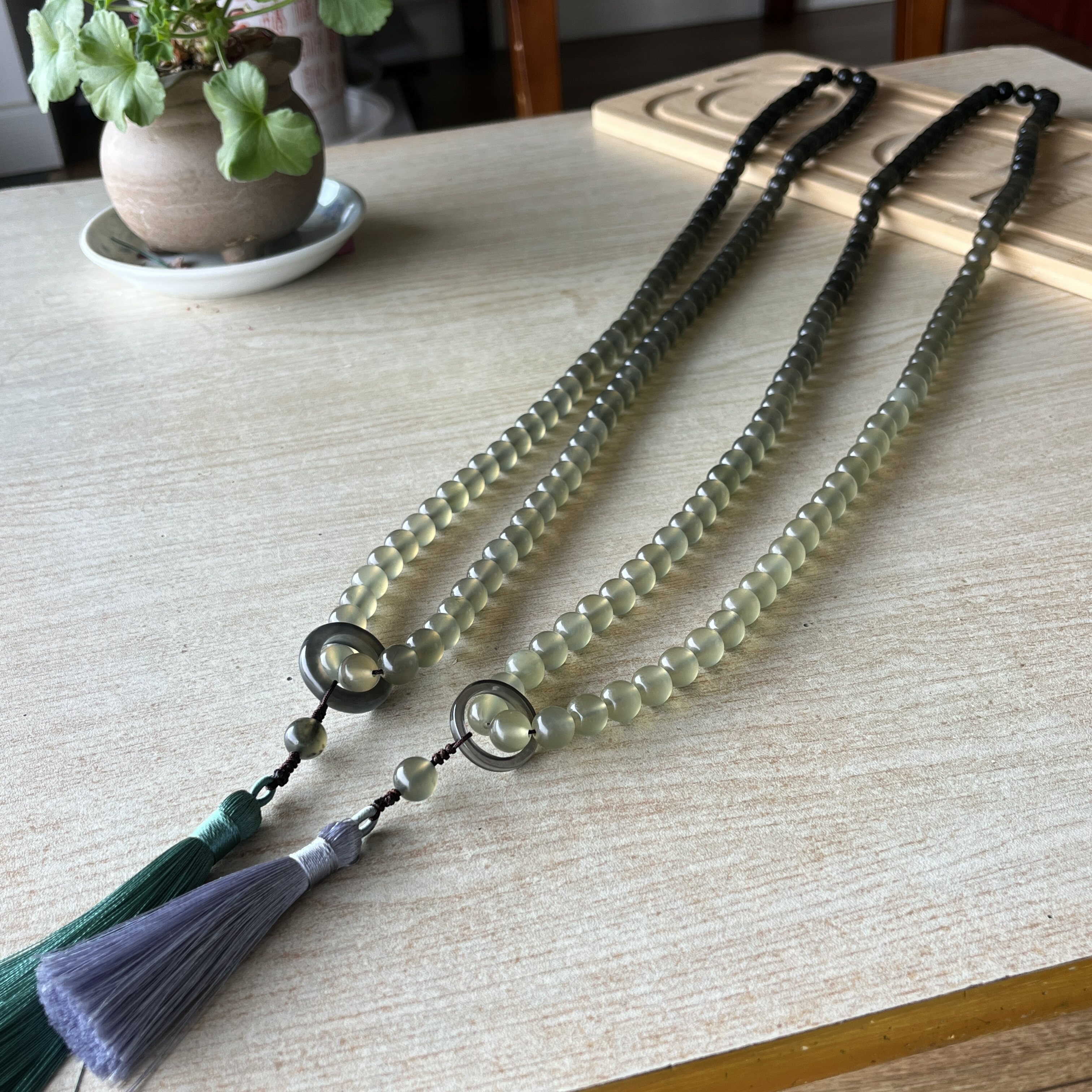 108粒佛珠项链手持圆珠手串多圈渐变岫玉灰系10直径文玩款式随机